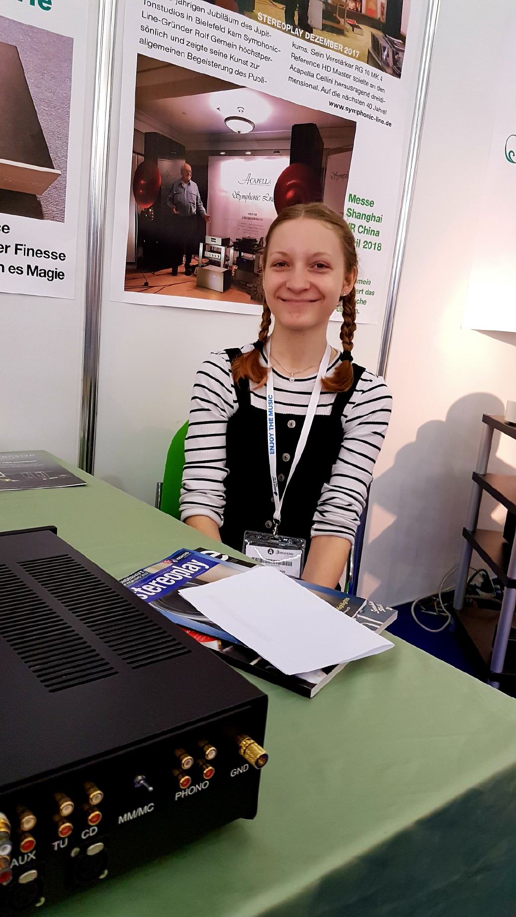 Tochter Mation freut sich &uuml;ber eine erfolgreiche M